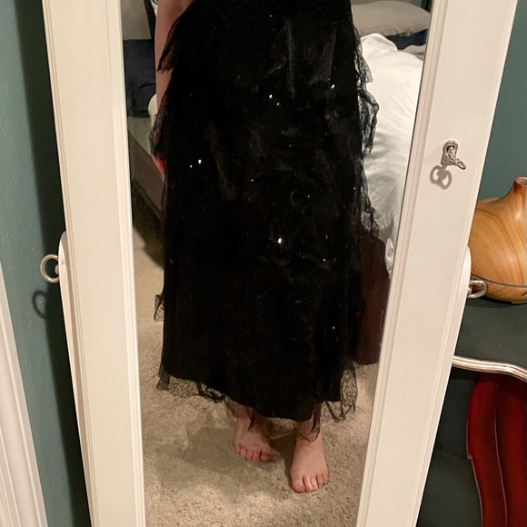 Amy Lynn Mesh Overlay Midi Tea Dress - Picture 5 of 5